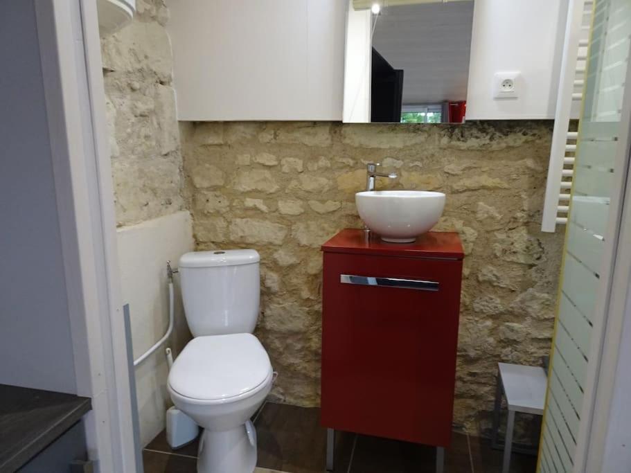 Apartamento Studio Privatif Au Calme Brain-sur-Allonnes Exterior foto